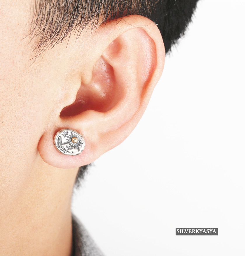 シルバー925 太陽神ピアス フェザー イーグル ピアス 925 銀 たたき