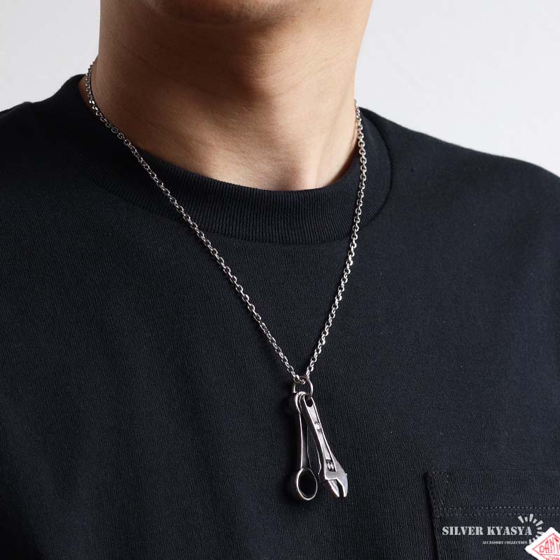 2個で10％OFF 3個で20％OFFクーポン／ステンレス 工具ネックレス