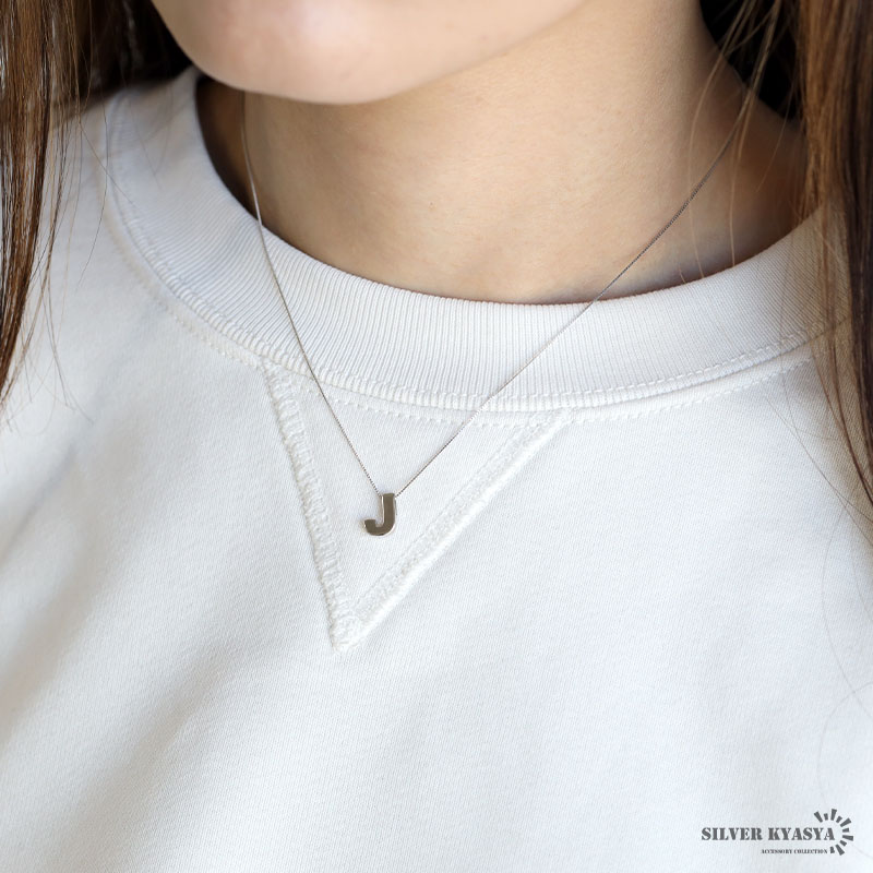 イニシャルネックレス アルファベットネックレス ペンダント シルバー