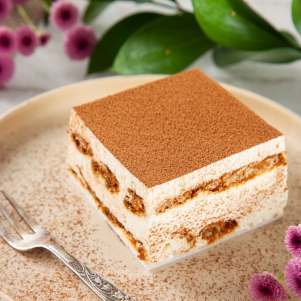 甘い料理にも塩味の料理にも使える非常に汎用性の高い調理クリームです