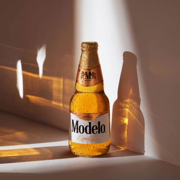 定番のコロナビールも醸造しているメキシコのモデロ社の大人気ビール