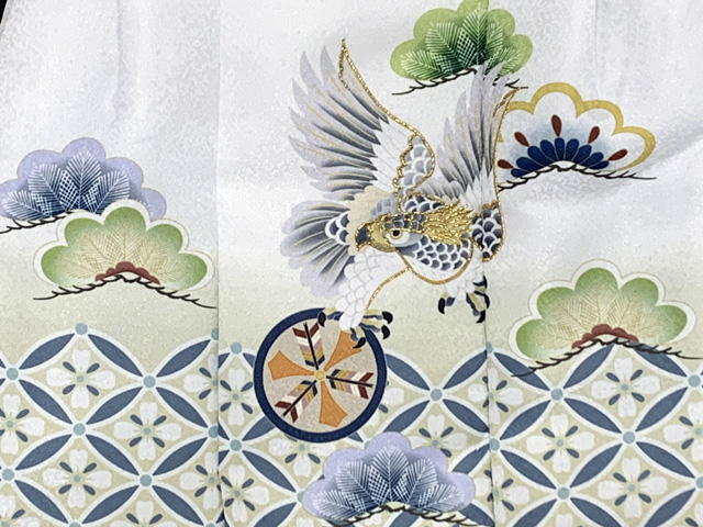 七五三 着物 被布セット 3歳 男の子用 絵羽柄 刺繍入り 合繊 「白x黒