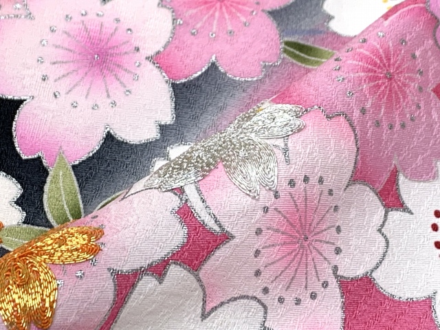 七五三 7歳 女の子用 正絹 金駒刺繍 絵羽付け 四つ身の着物 日本製
