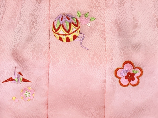 七五三着物 3歳 女の子 正絹 刺繍柄の被布コートと着物 オリジナル