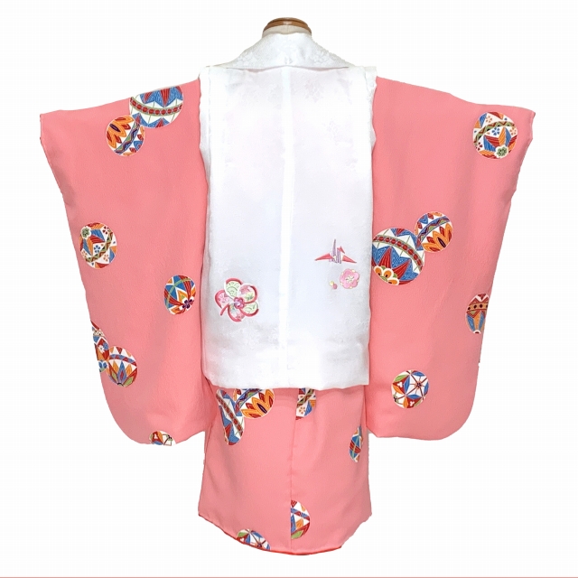 京都室町st. 七五三着物 3歳 女の子 正絹 本絞り 刺繍柄の被布コートと