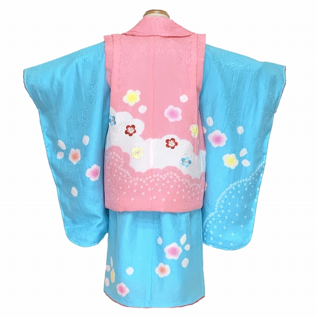 七五三着物 3歳 女の子 正絹 本絞り 刺繍柄の被布コートと着物