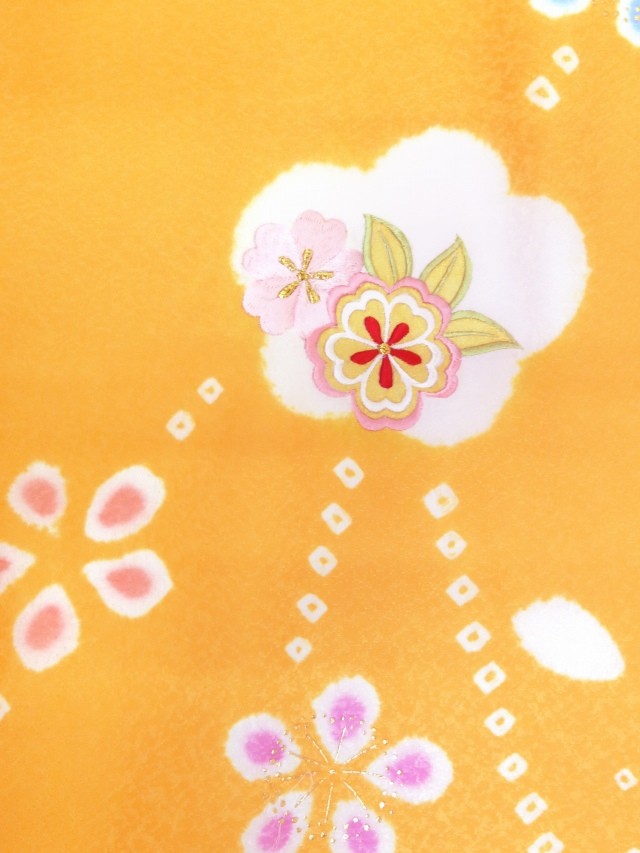 京都室町st. 七五三 着物 7歳 正絹 女の子 本絞り 刺繍入り 絵羽