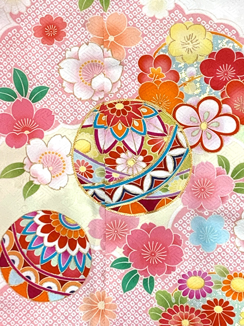 410ag68◎七五三 七歳 女児 着物&袋帯&長襦袢 刺繍 金駒刺繍◎美品 紅一点” ブランド 七五三 着物 7歳 女の子用 四つ身の絵羽付け