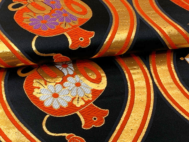 407ag62◎七五三 7歳 全通袋帯 ハーフ成人式 蝶に立湧 金糸◎美品