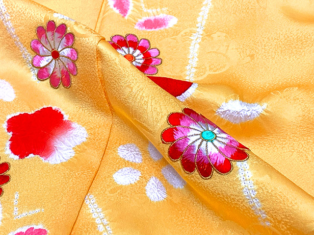 京都室町st. 七五三 着物 3歳 女の子 正絹 絵羽柄 本絞り 総刺繍 三ツ 