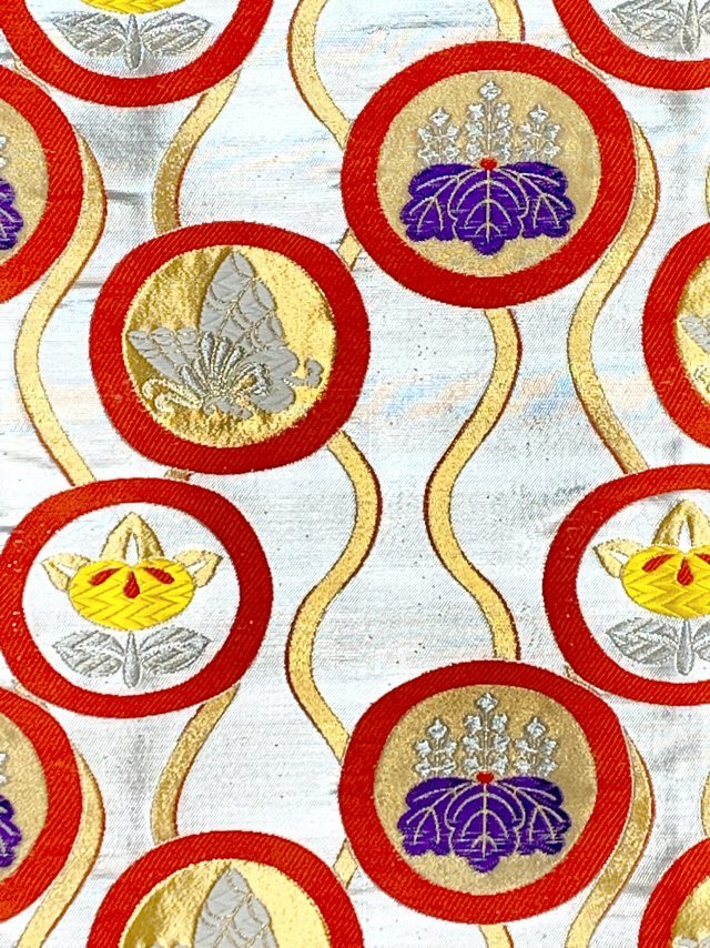 七五三用　正絹袋帯　金色花柄装飾品　こども　金糸 七五三 こども袋帯 子供着物用 裏地金襴の柄入り 合繊 十三参りに
