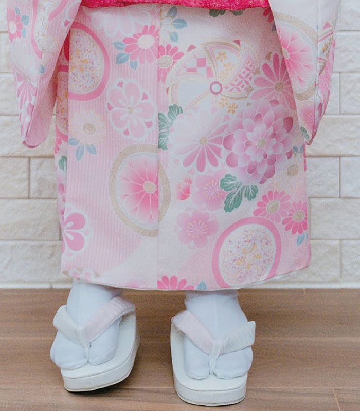 1点限り七五三　ブランド　カグラ3歳被布フルセット　ピンク　式部浪漫 七五三 着物 3歳 女の子 被布セット 式部浪漫 KAGURA カグラ