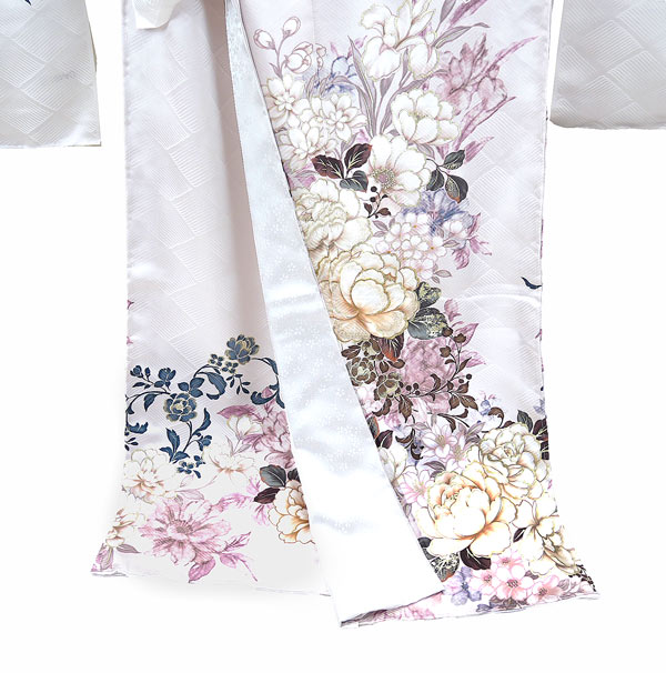 仕立て付き 正絹 振袖 f-010-t 薄藤色 牡丹 菊 刺繍入 新品購入 単品