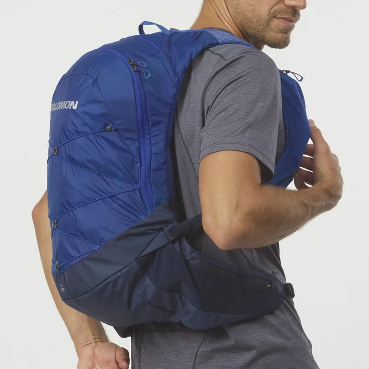 最終値下げSalomon 35L リュック 青 Amazon.co.jp: [サロモン] トレッキング バックパック XT 15 SET