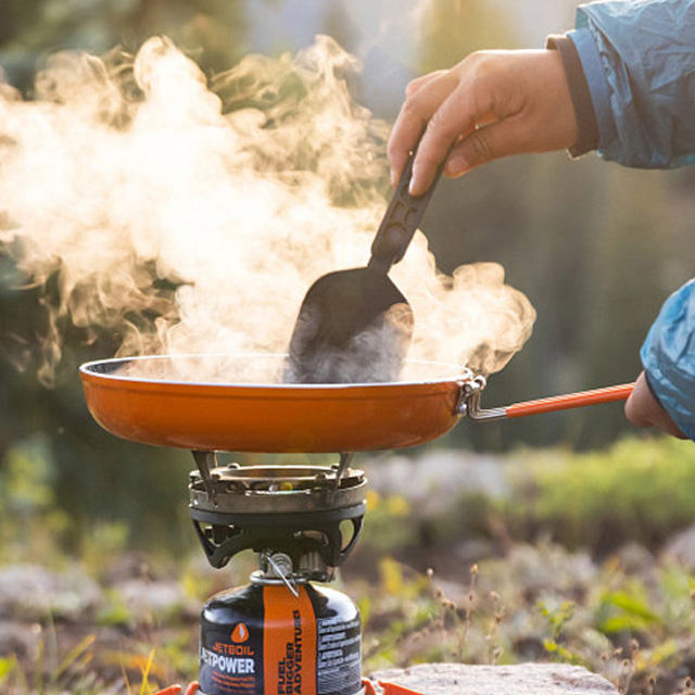 日本廉価 Jetboil Genesis Base Camp 2バーナー調理ストーブ