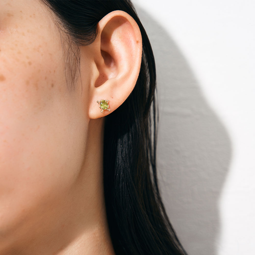 k10 ペリドット　チェーン　ピアス Jewel closet by L&Co. ピアス K10 カエル ペリドット カラー