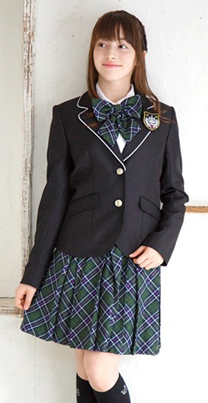 卒業式や入学式の女の子スーツ