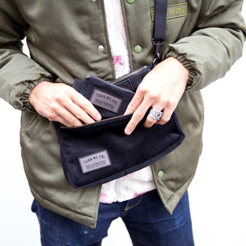 Martin Margiela6コーデュロイ サコッシュ 00AWダークグレー Martin Margiela6コーデュロイ サコッシュ 00AWダークグレー
