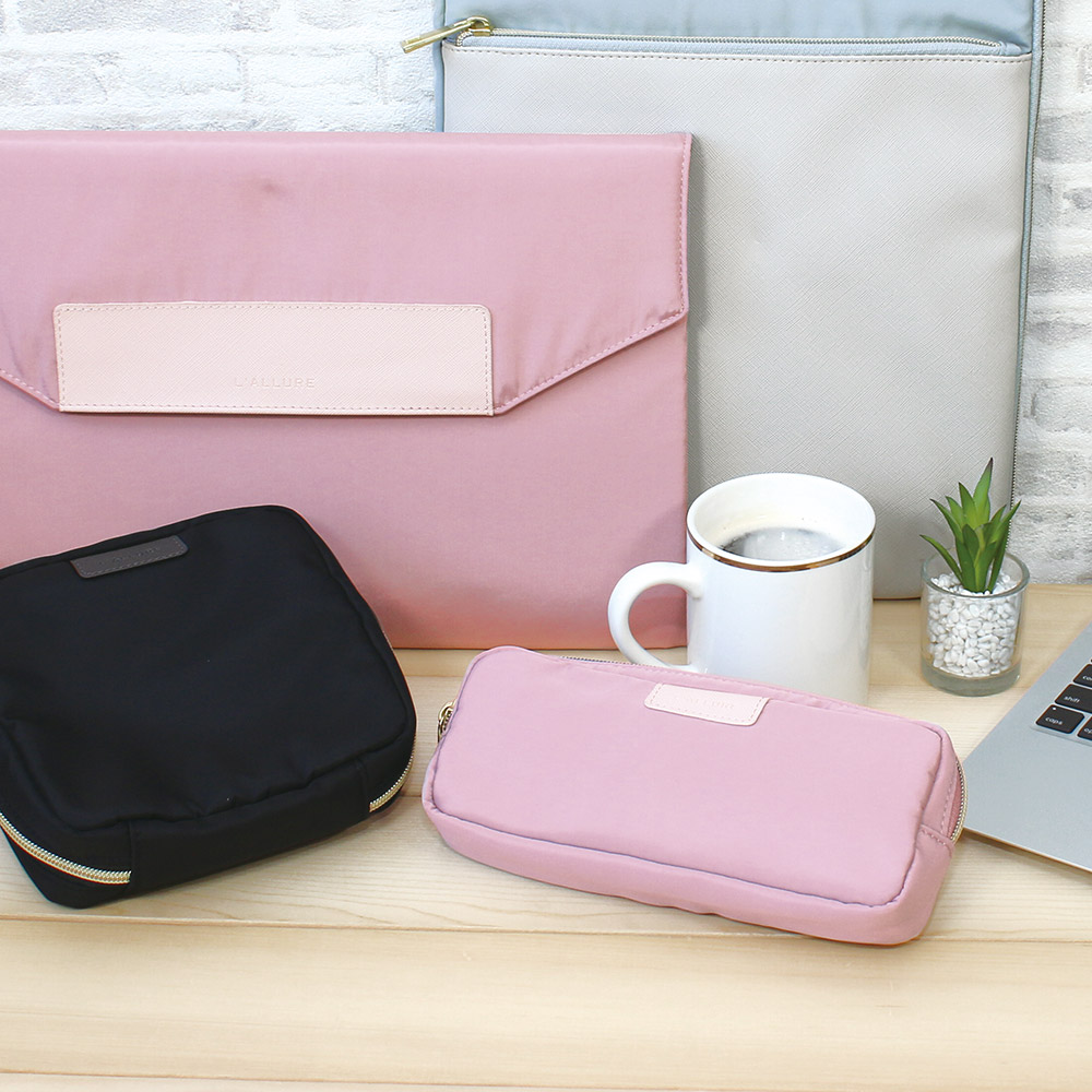 ラリュール／スリムケーブルポーチ マルチポーチ／トラベルポーチ