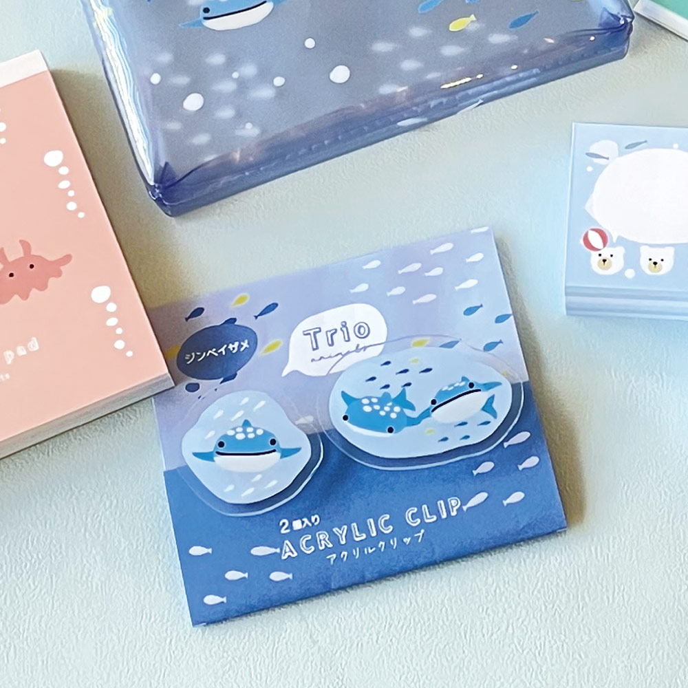 トリオ水族館／アクリルクリップ《ブッククリップ/ペーパークリップ/ブックストッパー/袋留め/書類整理/どうぶつ柄/アニマル柄/ジンベイザメ/ジンベエザメ/メンダコ/ラッコ/シロクマ/おしゃれ/大人/かわいい/可愛い》【ラボクリップ】
