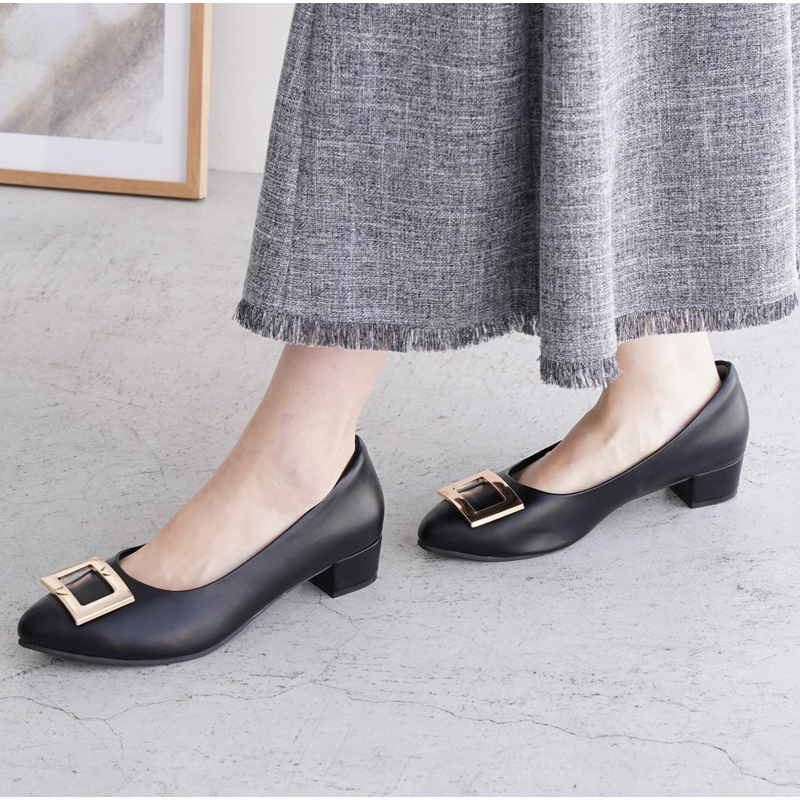 ALETTA(アレッタ) パンプス アーモンドトゥ 3cmヒール バックル ALETTA(アレッタ) パンプス アーモンドトゥ 3cmヒール バックル