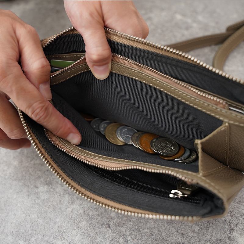 本革 お財布ショルダー ショルダーバッグ 軽量 コンパクト シュリンク