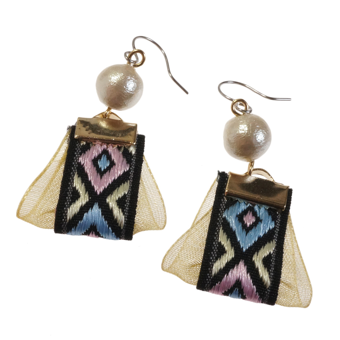 ピアス チロリアンテープ リボン トライアングル 三角形 コットン