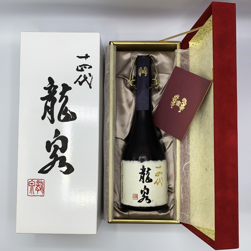 【2018年12月詰】十四代 龍泉 純米大吟醸　720ml【高木酒造】 Amazon.co.jp: 十四代 〔純米大吟醸〕 龍泉 720ml 豪華化粧