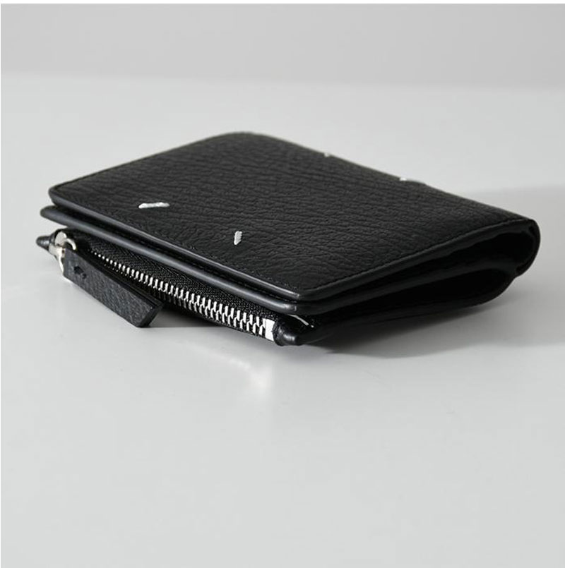 MAISON MARGIELA メゾン マルジェラ SA1UI0023P4455 SMALL FLIP FLAP WALLET 財布 二つ折り レザー  ミニ ウォレット コンパクト レディース おしゃれ