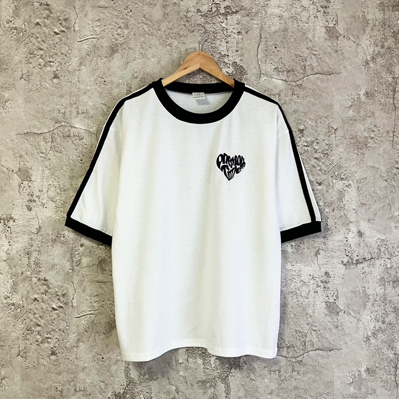 boohoo MAN★半袖 クルーネック トップス Tシャツ★ライン刺繍★ 袖ライン 五分袖Tシャツ トリムTシャツ ハートロゴ刺繍 半袖