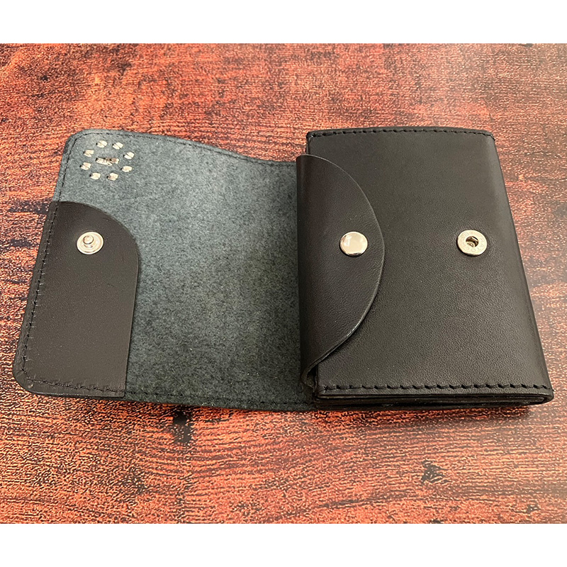 栃木レザー コンパクトウォレット タイプB スタッズカスタム 財布