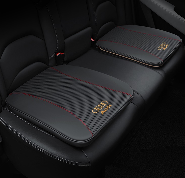 Audi（アウディ） ◇アウディ AUDI◇ブラック◇車用 座布団1枚 シート