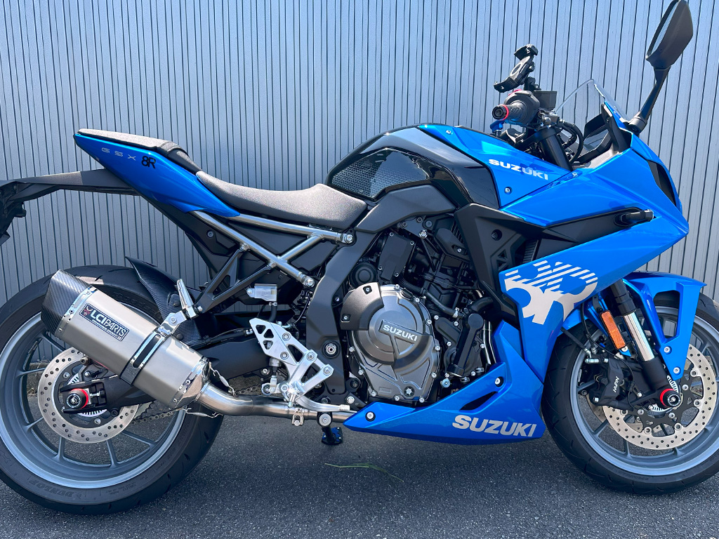 スズキ GSX-8S 2023-2024 GSX-8R 2024- LCIPARTS ツインエンド