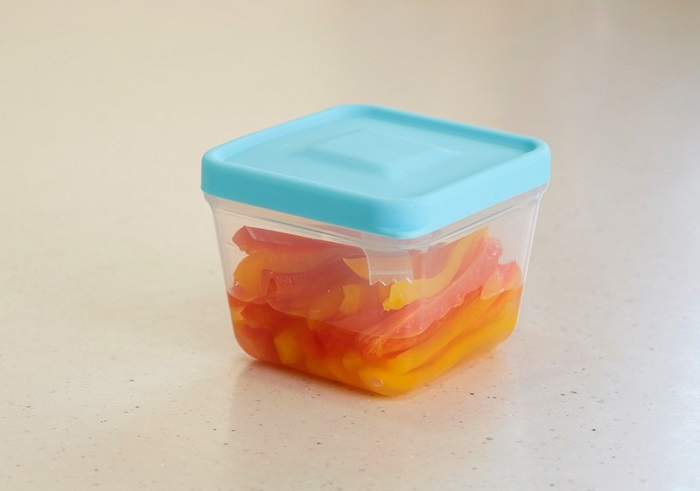 ふたがトングになる 保存容器 175ml トング付き 食品 保存 容器