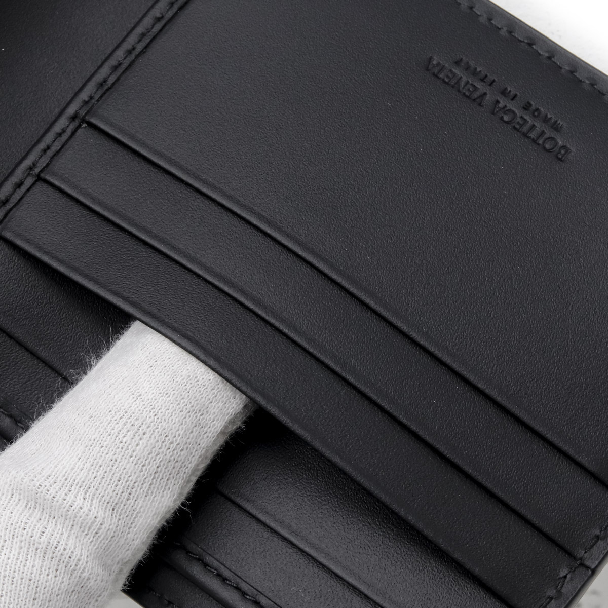 ボッテガヴェネタ 財布 ボッテガ 財布 二つ折り BOTTEGA VENETA 財布 メンズ 二つ折り財布 ブラック 193642 V47W1 8803 |  | 07
