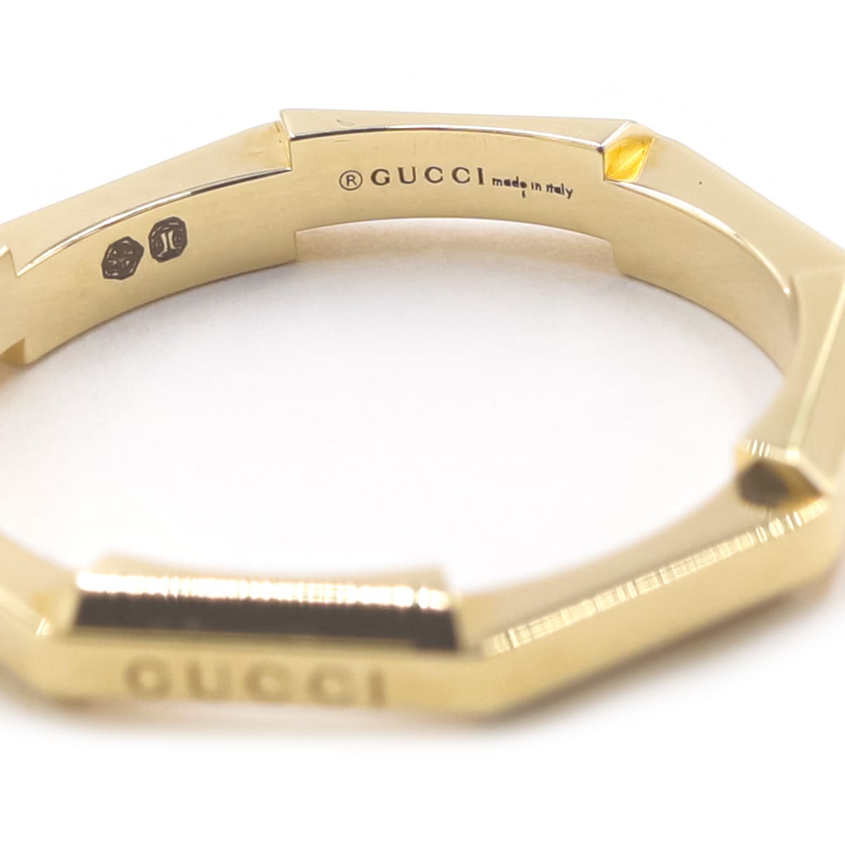 gucci-734_3.jpg gucci-734_3.jpg