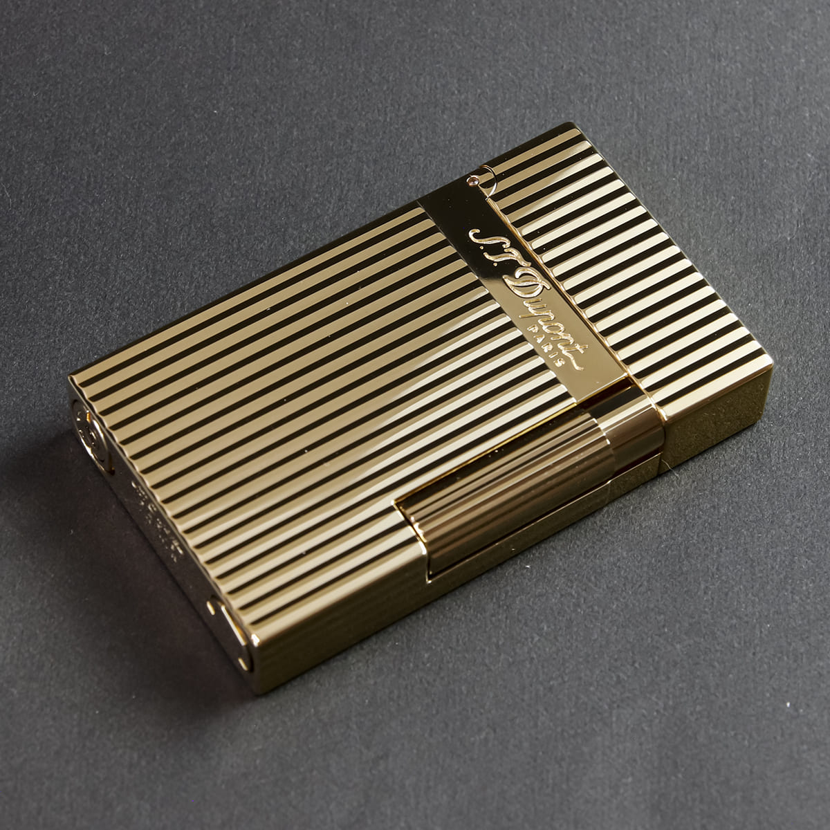 S.T.DUPONT（エス・テー・デュポン） エステー デュポン ライター 喫煙