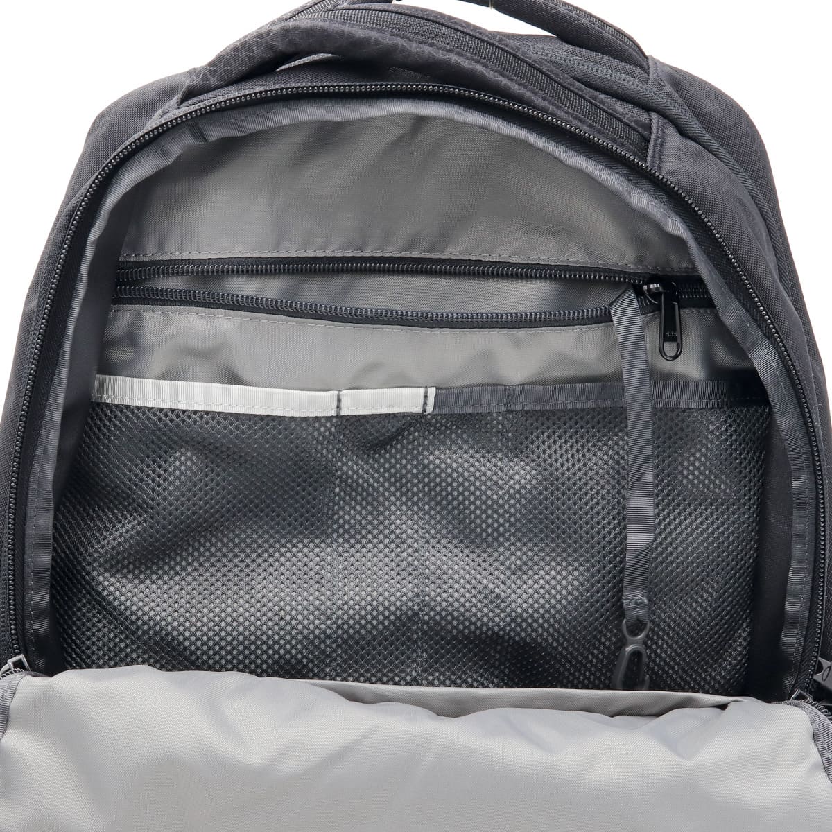 ノースフェイス THE NORTH FACE バッグ バックパック リュック NF0A3VY2 4H0 VAULT
