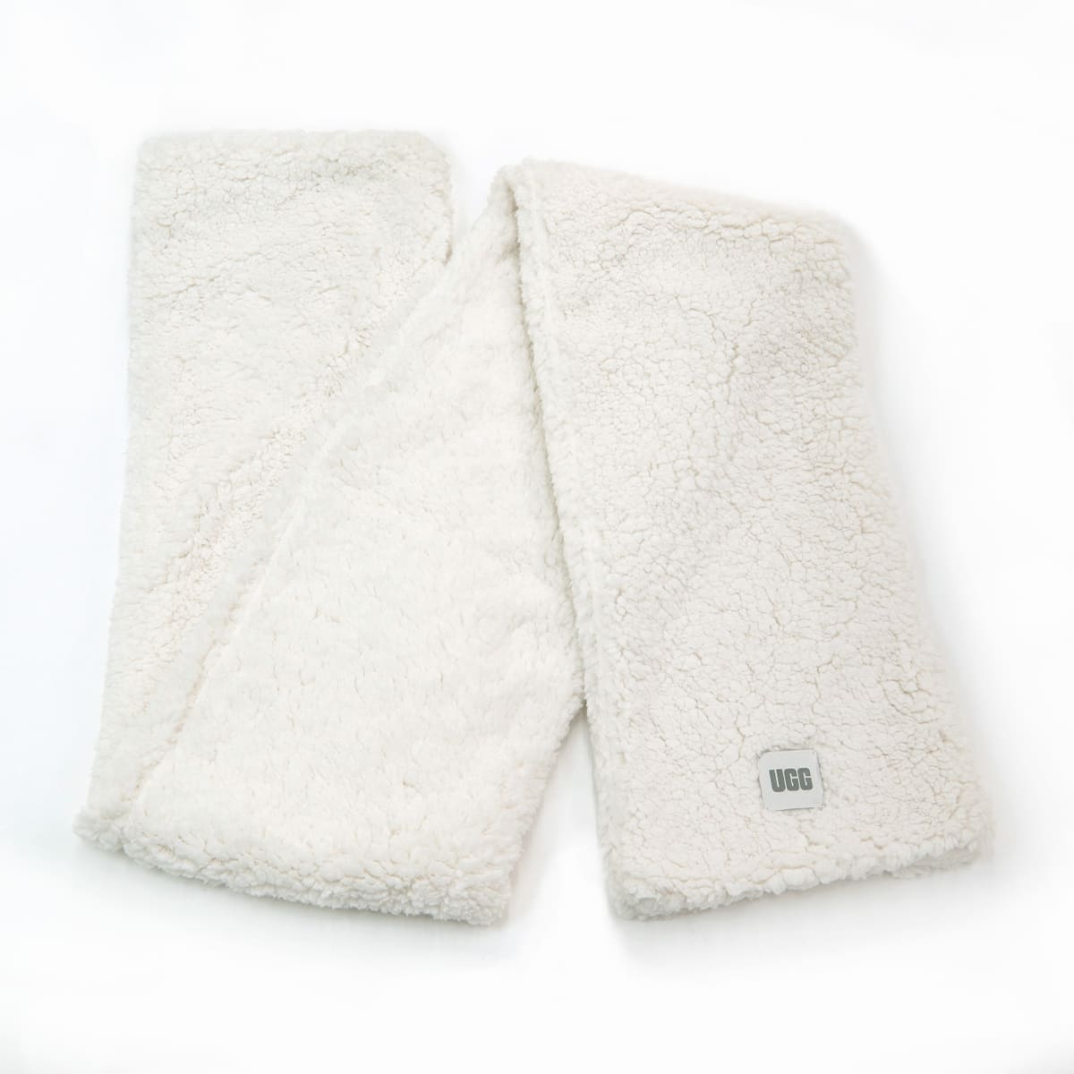 UGG マフラー アグ マフラー レディース ストール マフラー シェルパ オーバーサイズド スカーフ ボア SHERPA OVERSIZED SCARF 20052 クリスマスプレゼント 女性 彼女 通販 2025
