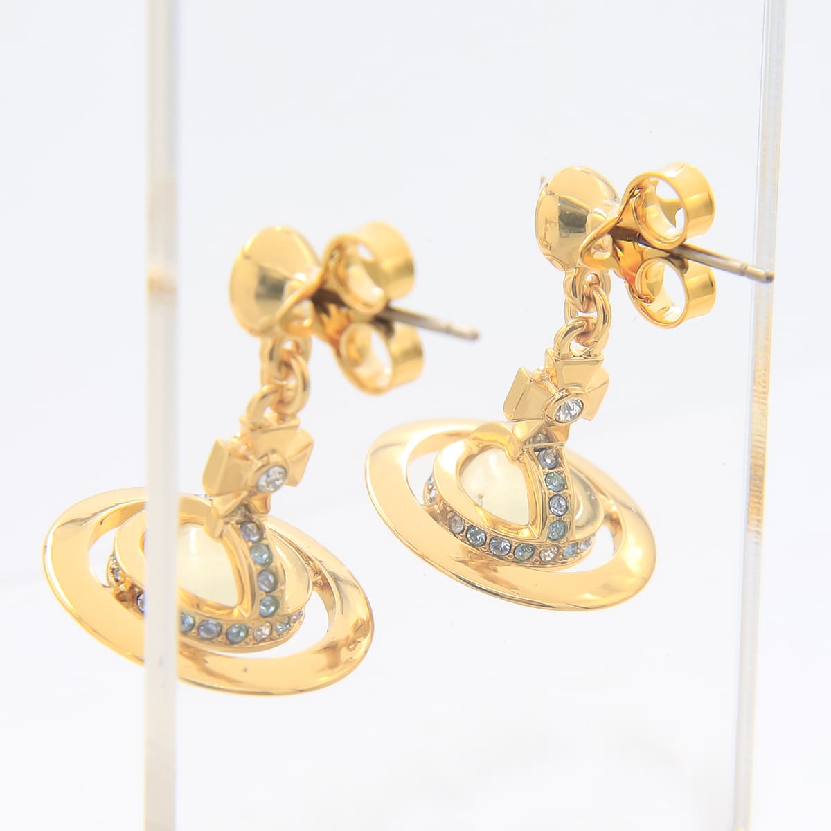 Vivienne Westwood ヴィヴィアンウエストウッド ピアス