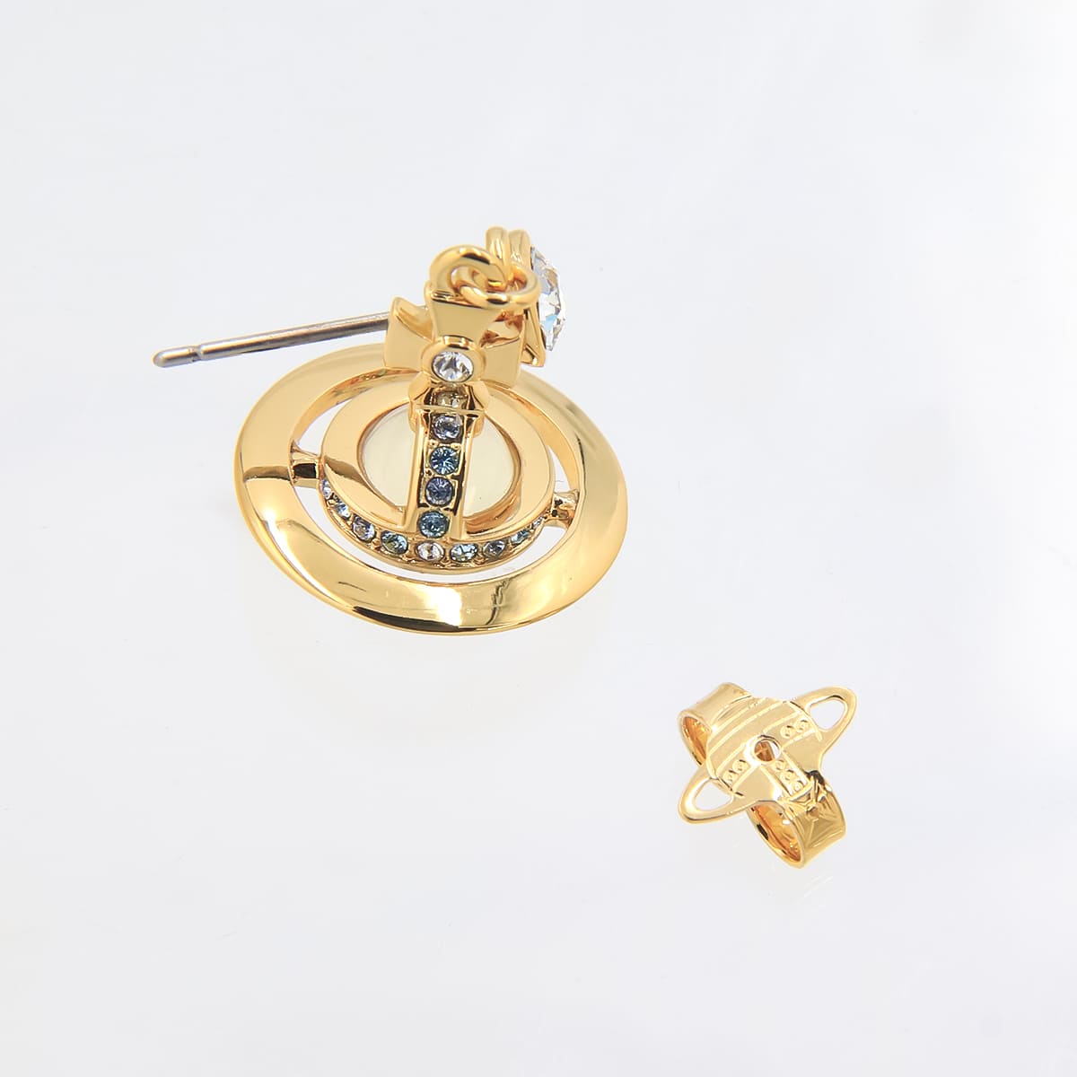 Vivienne Westwood ヴィヴィアンウエストウッド ピアス