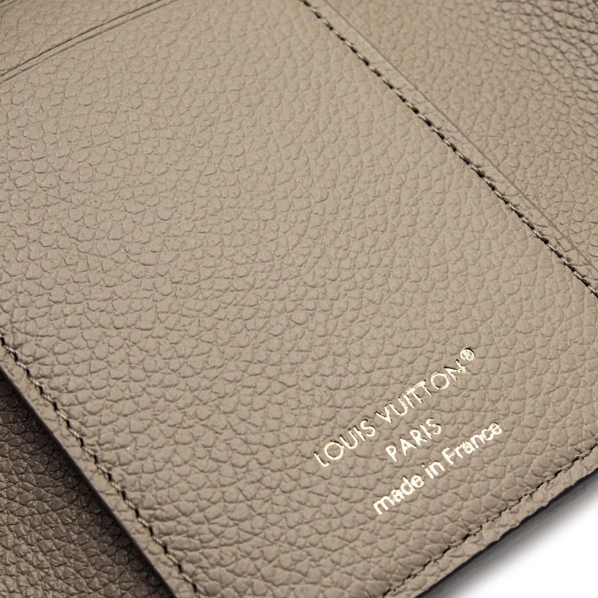 ルイヴィトン LOUIS VUITTON ポルトフォイユ ヴィクトリーヌ M81861