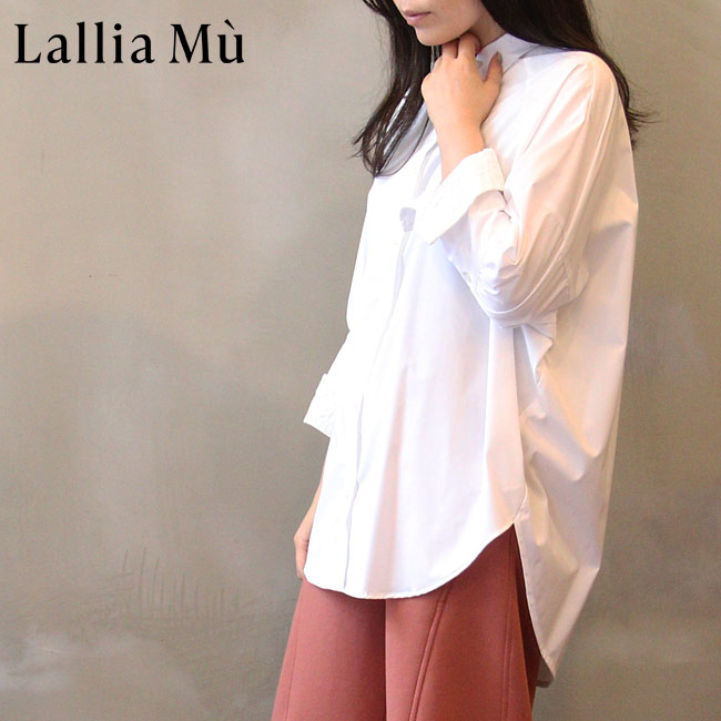 美品 Lallia Mu ラリアムー ケープカラー リバーコート 　黒 Lallia Mu ラリアムー レーフカフ シャツ チュニック レディース