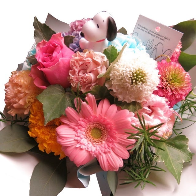 スヌーピー入り 花 花束