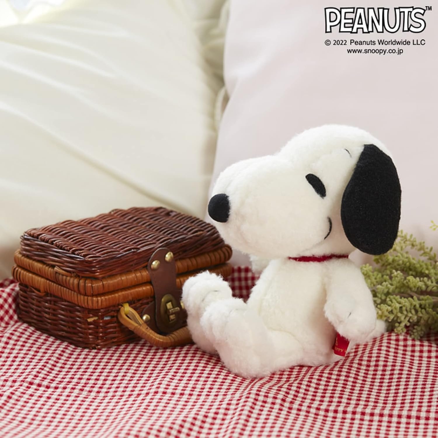 SNOOPY（スヌーピー） ぬいぐるみ ふわふわ かわいい 人形 誕生日