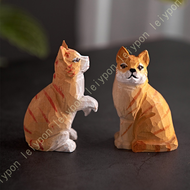 猫置物可愛い 猫の木製置物 木彫りの置物 ミニチュア シカ 置き物 猫 小さめ 猫の彫刻 ねこ 木製猫 マイクロ ホームデコレーション 仔猫  部屋装飾品 猫の彫刻