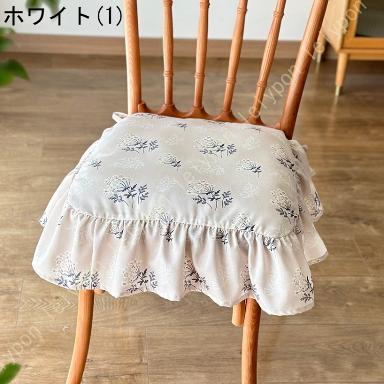 「新品　タグ付き」フリル チェアシートクッション アイボリー　2枚❣️ フリル チェアシートクッション アイボリー | Francfranc