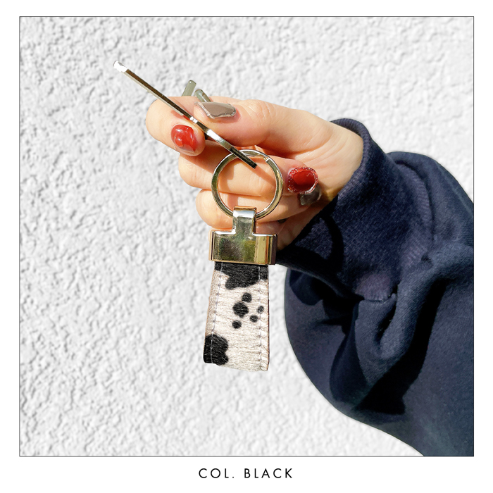 国内発送★ZARA★アニマル柄プリント*レザーキーホルダー ZARA アニマルプリント カウファーレザー ゼブラ柄 トートバッグ