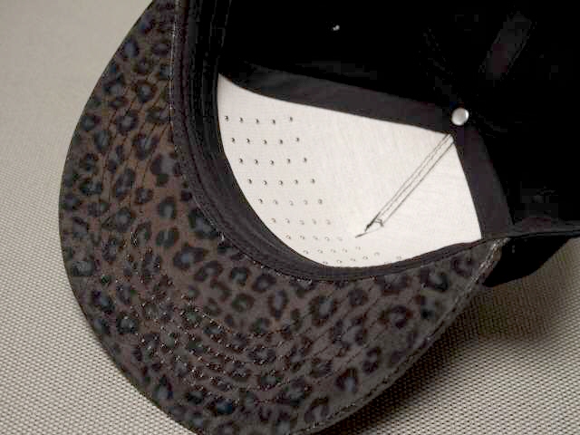 9090 girl Numbering Studs Cap ヒョウ柄 レオパード P5270007_1000x.jpg?v=1749032061