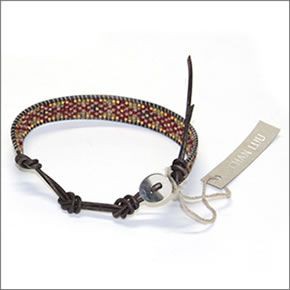 チャンルー フラワーモチーフ 1ラップブレスレット BS-3528 RED MIX/N GREY 【冬のNEWカラー】 ナチュラルグレーレザーコードにレッド系マルチカラーのシードビーズをミックス